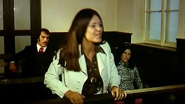 HD Orgy - Judge investigates facts of the case in the courtroom teljesítményű filmek