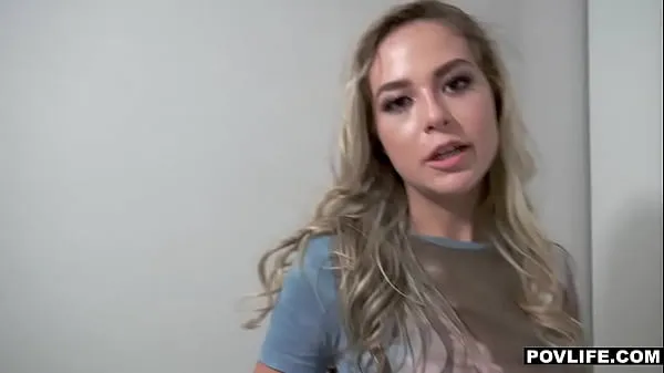 HD Hot Blonde Teen Stranger Catches Guy With Big Dick Out And Wants It kraftfulle filmer