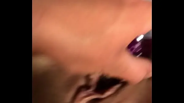 Ταινίες HD Leaked video !!! Chav girl orgasms on lube bottle power