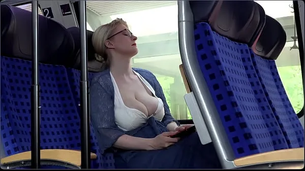 Filmy HD saggy natural big tits in public o mocy