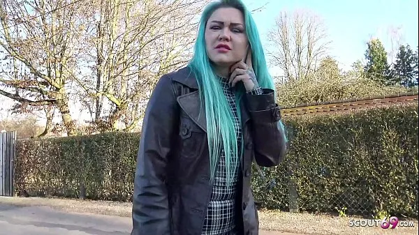 Filmy HD GERMAN SCOUT - GREEN HAIR GIRL TALK TO FUCK FOR CASH AT REAL PICK UP CASTING o mocy