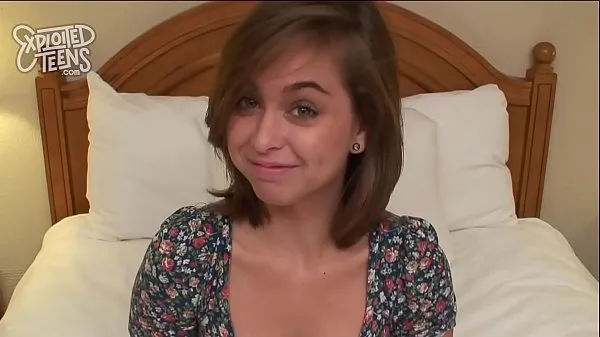 HD Riley Reid Makes Her Very First Adult Video پاور موویز