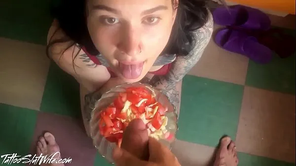 HD Husband Fuck Babe and Seasoned Salad Sperm - Food Fetish teljesítményű filmek
