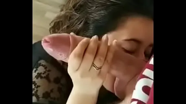 HD Amateur girl sucks his balls and his huge cock پاور موویز