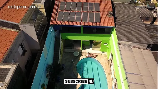 أفلام عالية الدقة Incredible video of DRONE in São Paulo that catches couple fucking by the pool قوية