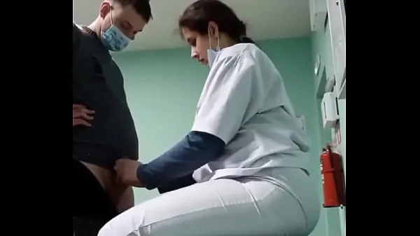 HD Nurse giving to married guy memperkuat Film