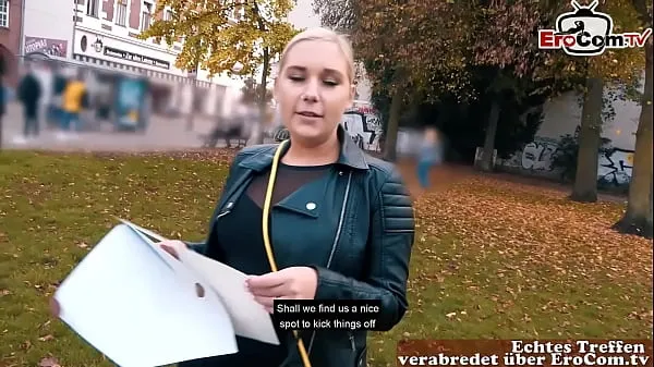 HD German blonde with natural tits pick up at the street 강력한 영화