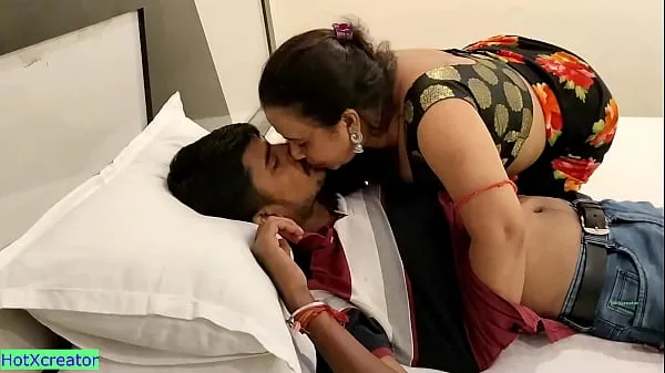 HD Bengali bhabhi hot amazing XXX sex for rupee!! with clear dirty audio power Movies