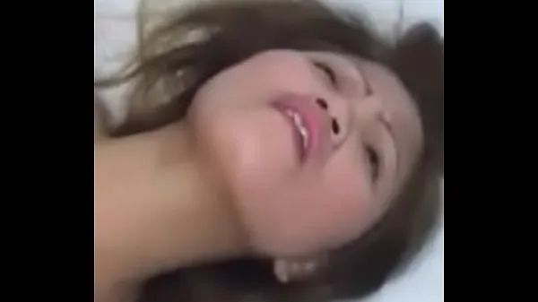 HD ZDP taking creampie deep in her shaved Pinay pussy from a cock that she wasn’t married to memperkuat Film