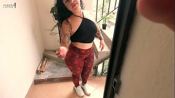 HD-I fuck my horny neighbor when she is going to water her plants tehoa elokuviin