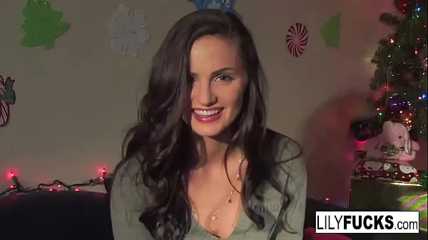 HD Lily tells us her horny Christmas wishes before satisfying herself in both holes power Movies