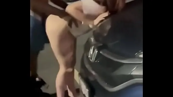 أفلام عالية الدقة Beautiful white wife gets fucked on the side of the road by black man - Full Video Visit قوية