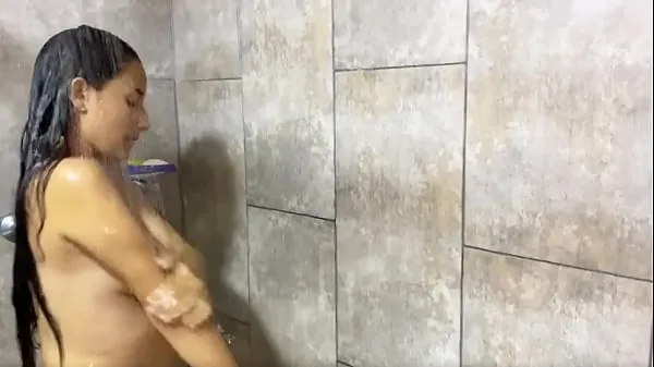 HD PERVERT STEPDAD PUTS HIS STEPDAUGHTER INTO THE BATHROOM AND FUCKS HER DELICIOUSLY ภาพยนตร์ที่ทรงพลัง