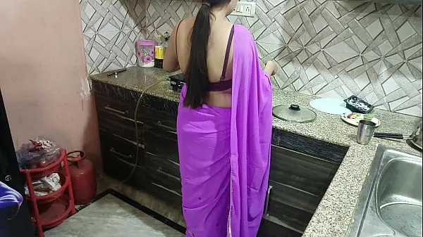 Phim HD Desi Indian step mom surprise her step son Vivek on his birthday dirty talk in hindi voice mạnh mẽ