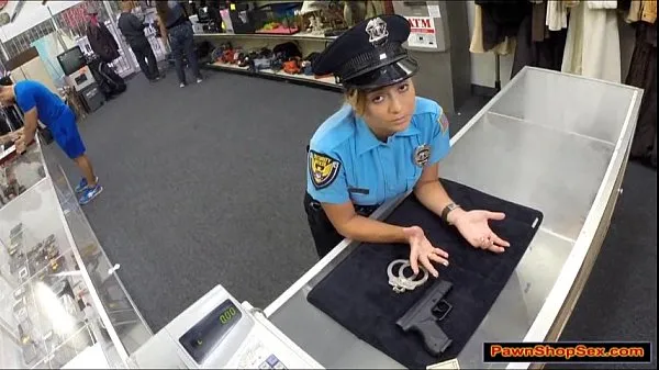 HD Police officer pawns her gun and is fucked memperkuat Film